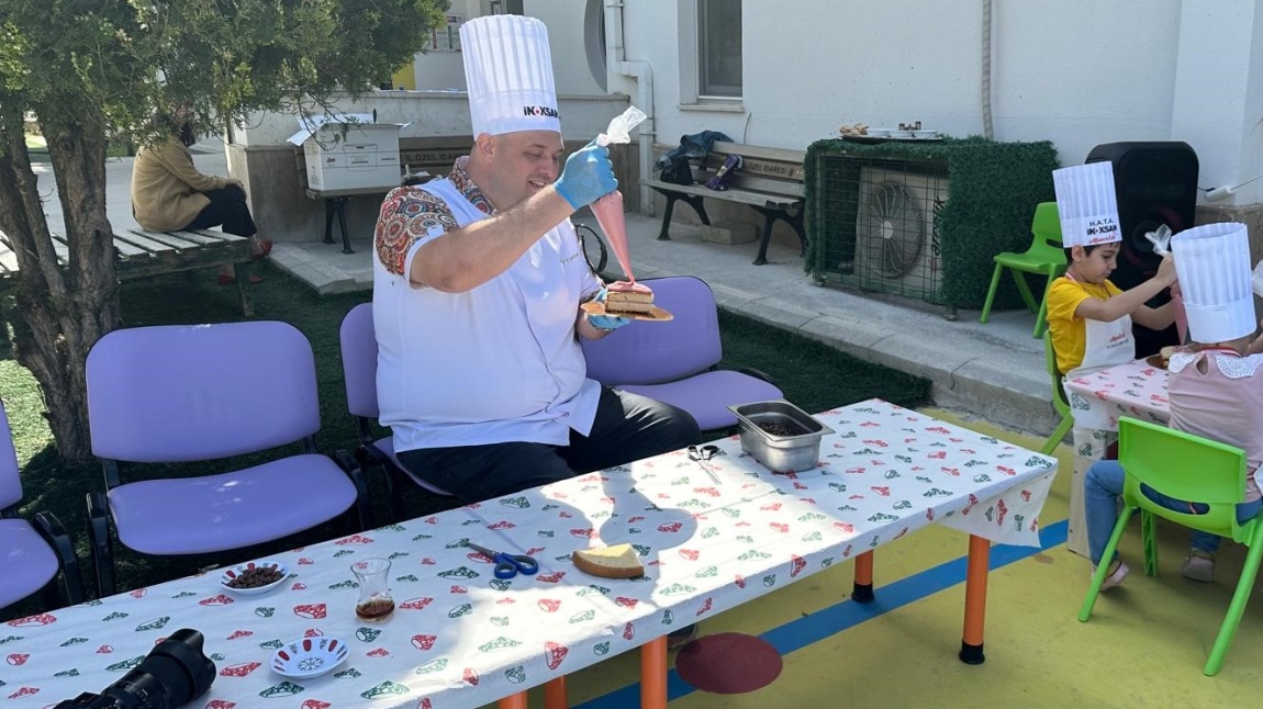 Öğrencilerimiz Kendi Pastalarını Tasarladılar